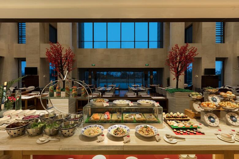Hotel Crowne Plaza Xuzhou Dalong Lake