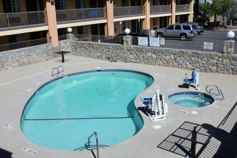 Motel Desert Inn