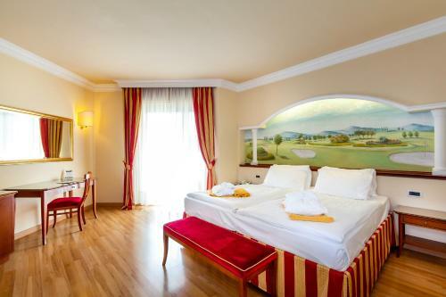 Hotel Leonardo Da Vinci Terme & Golf