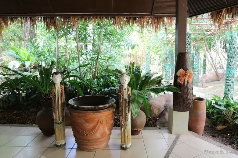 Villa Dos Palmas Island Resort & Spa