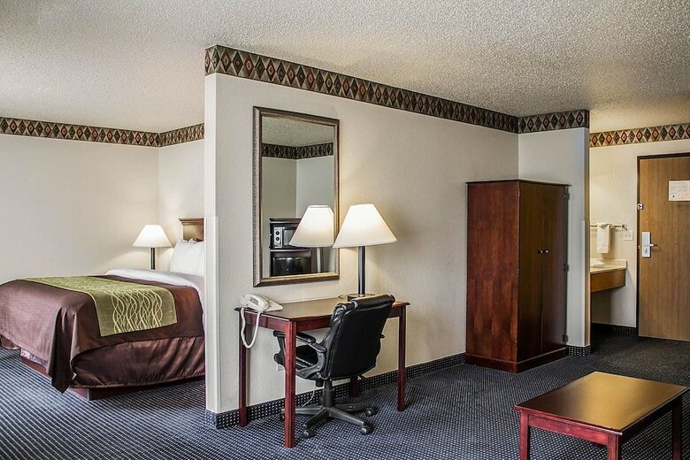 Motel Quality Inn & Suites