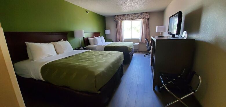 Motel Quality Inn & Suites