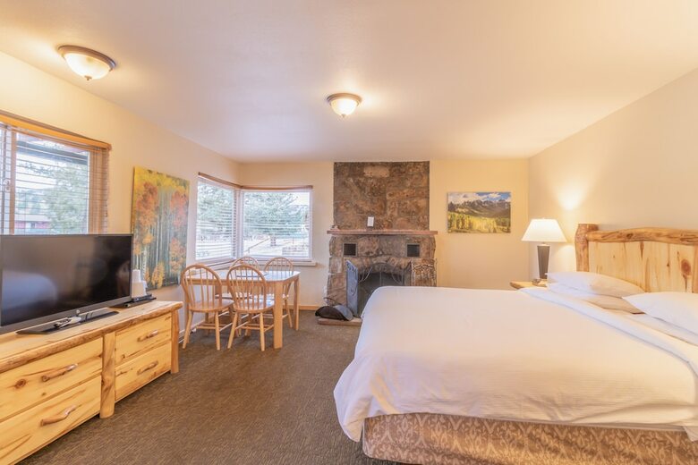 Hotel Discovery Lodge