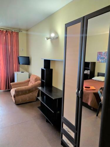 Hostal Oranzhevoye Nebo Guest House