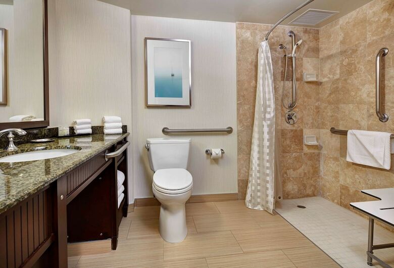 Hotel Embassy Suites By Hilton San Diego - La Jolla