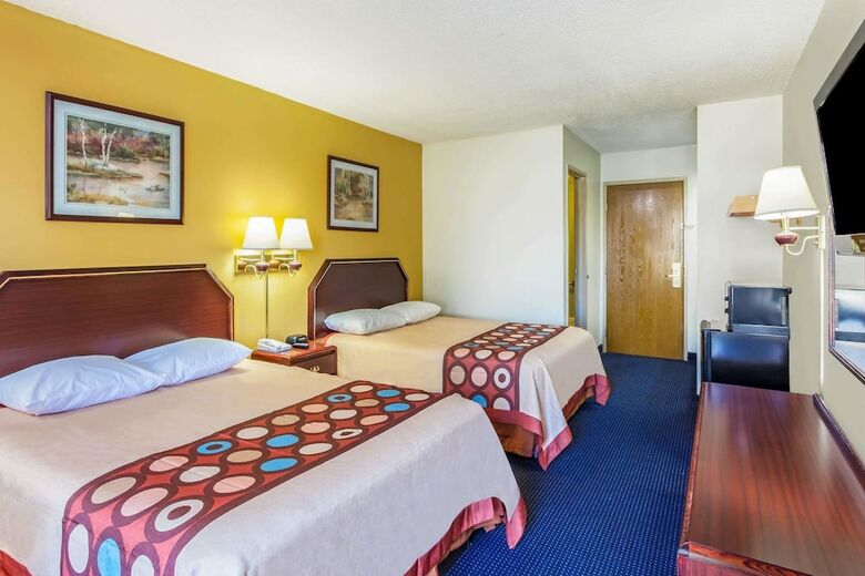 Hotel Super 8 By Wyndham Morristown/south
