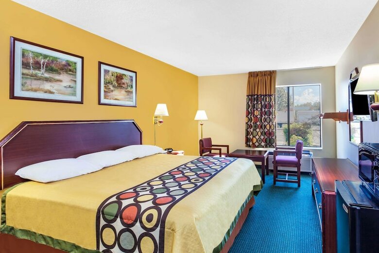 Hotel Super 8 By Wyndham Morristown/south