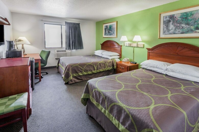 Hotel Super 8 By Wyndham Merrillville