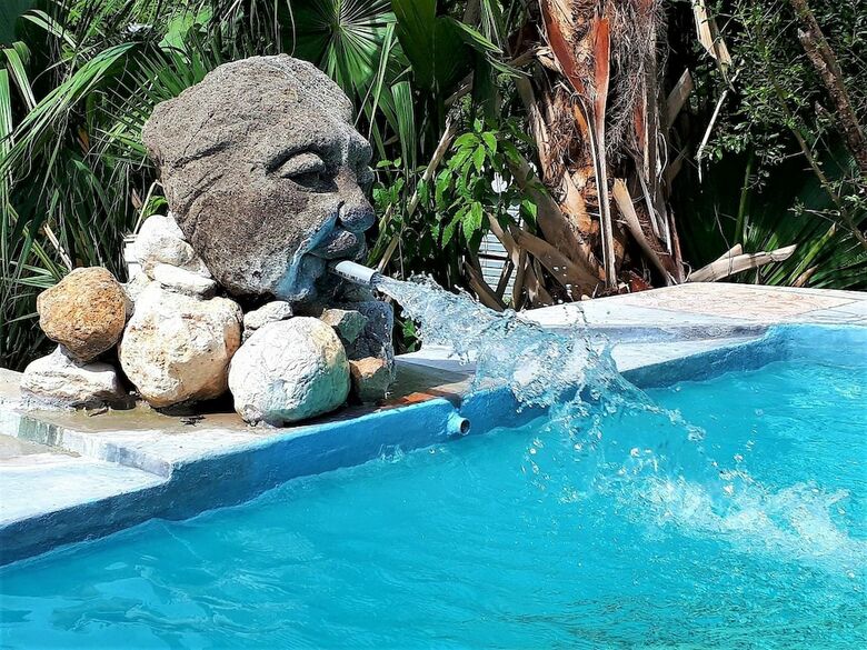 Hotel La Colline Enchant�e