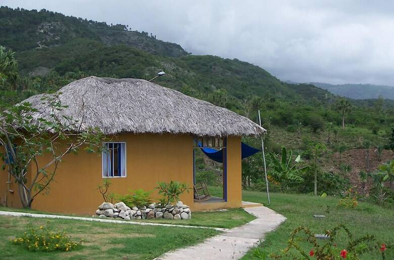 Hotel La Colline Enchant�e