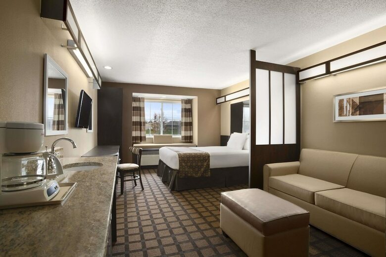Hotel Microtel Inn & Suites By Wyndham Marion/cedar Rapids