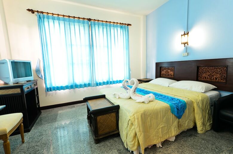 Hotel Sananwan Beach B&B