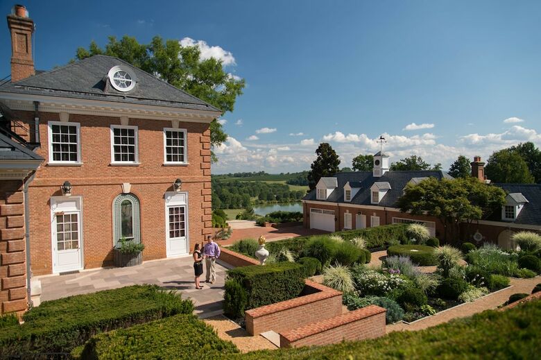 Hotel Albemarle Estate At Trump Winery
