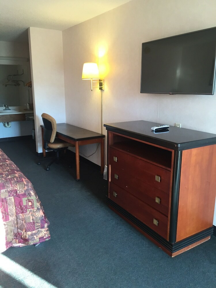 Hotel Suburban Inn