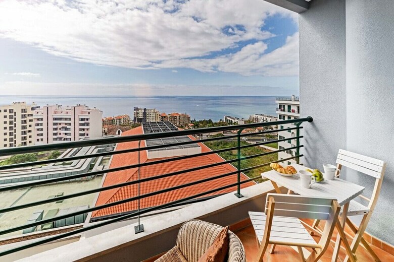 Ajuda III By An Island Apart