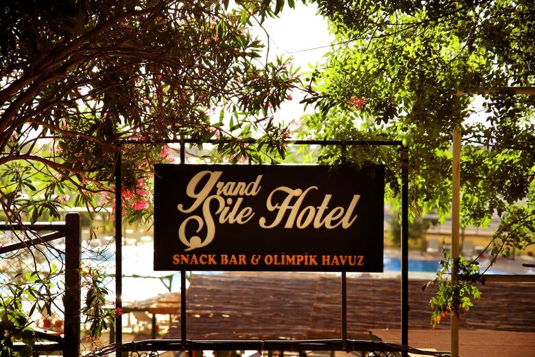 Grand Sile Hotel