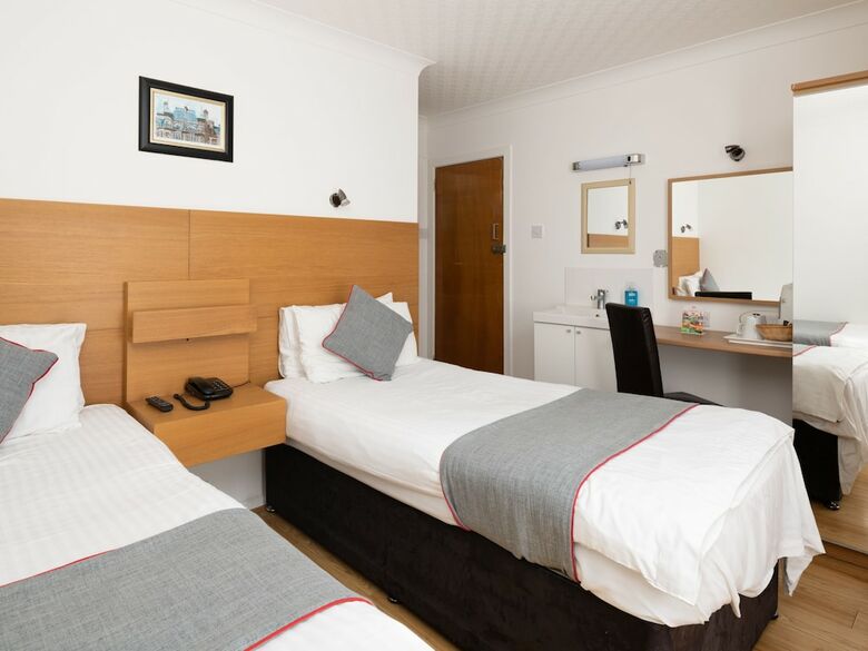 Charing Cross Hotel