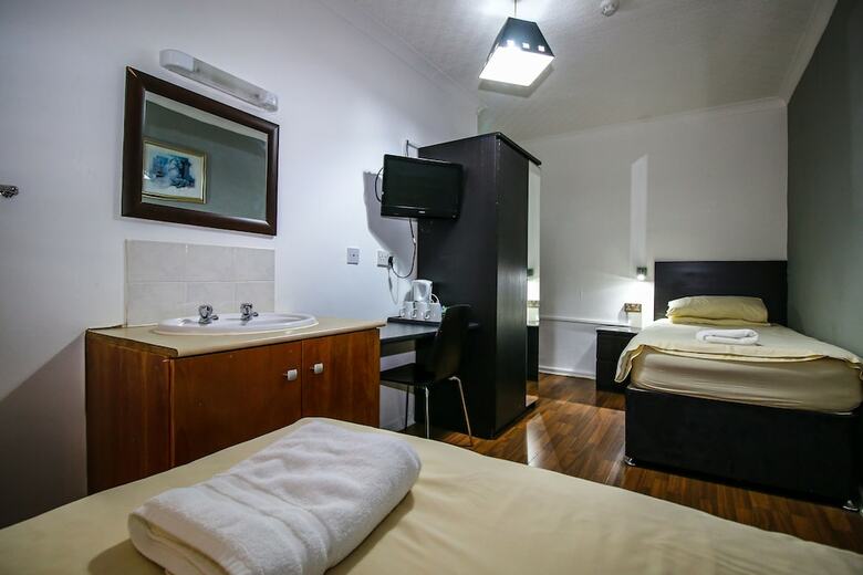 Charing Cross Hotel