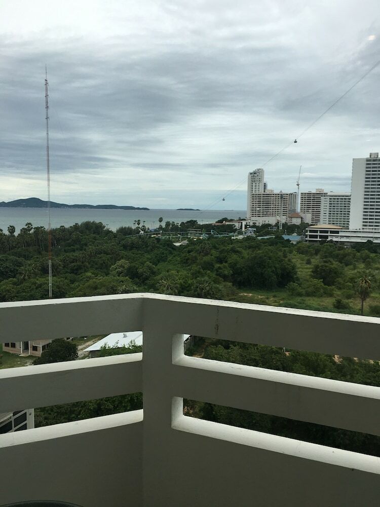 Jomtien Condotel - 9278 By Axiom