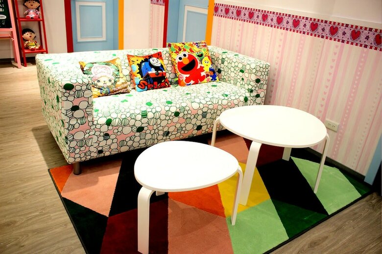 Bed & Breakfast Poetic Castle-family Theme Villa
