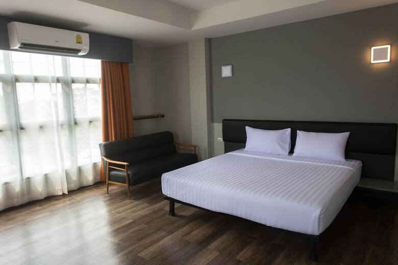 Iron Resort&hotel