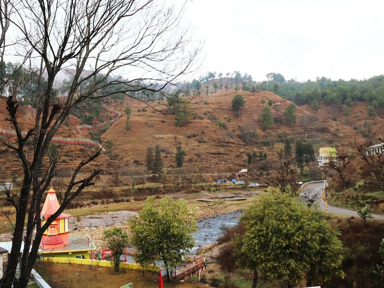 Hotel Shivalik River Retreat