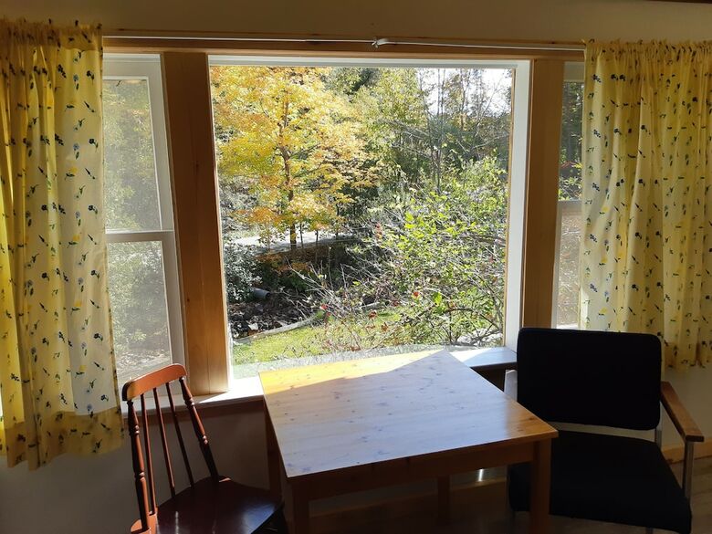 Hotel Miners Bay Lodge