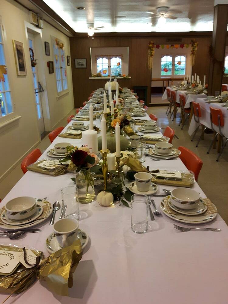 Hotel Miners Bay Lodge