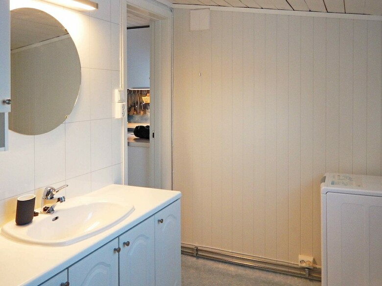 Apartamentos 3 Person Holiday Home In Hamar�y