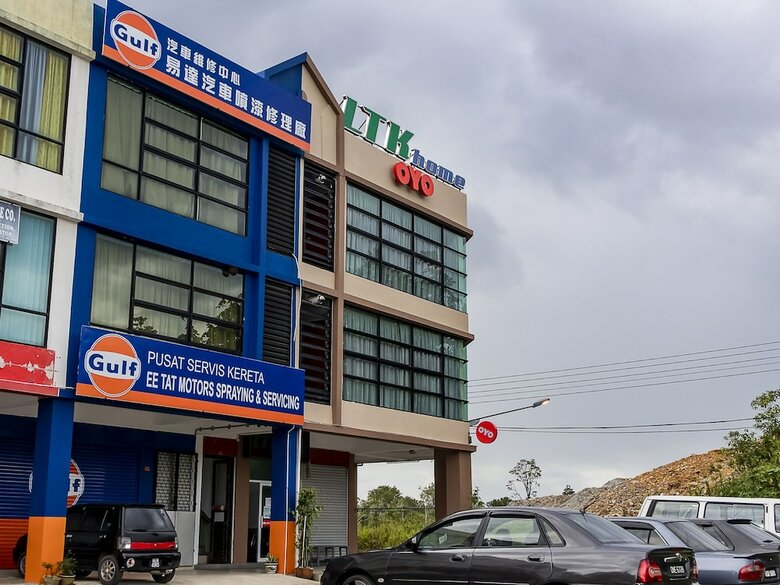 Hotel Oyo 90059 Ltk Home