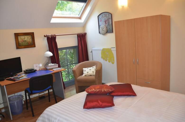Hotel La Gentilhommi�re Du Ch�teau de Ragnies