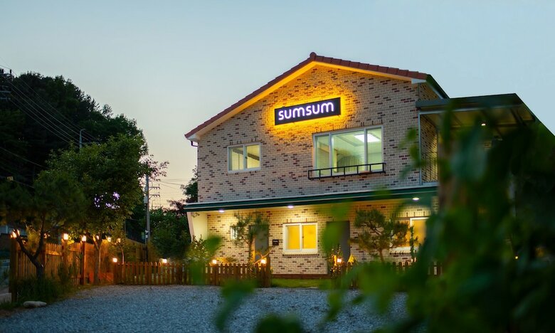 Sumsum House
