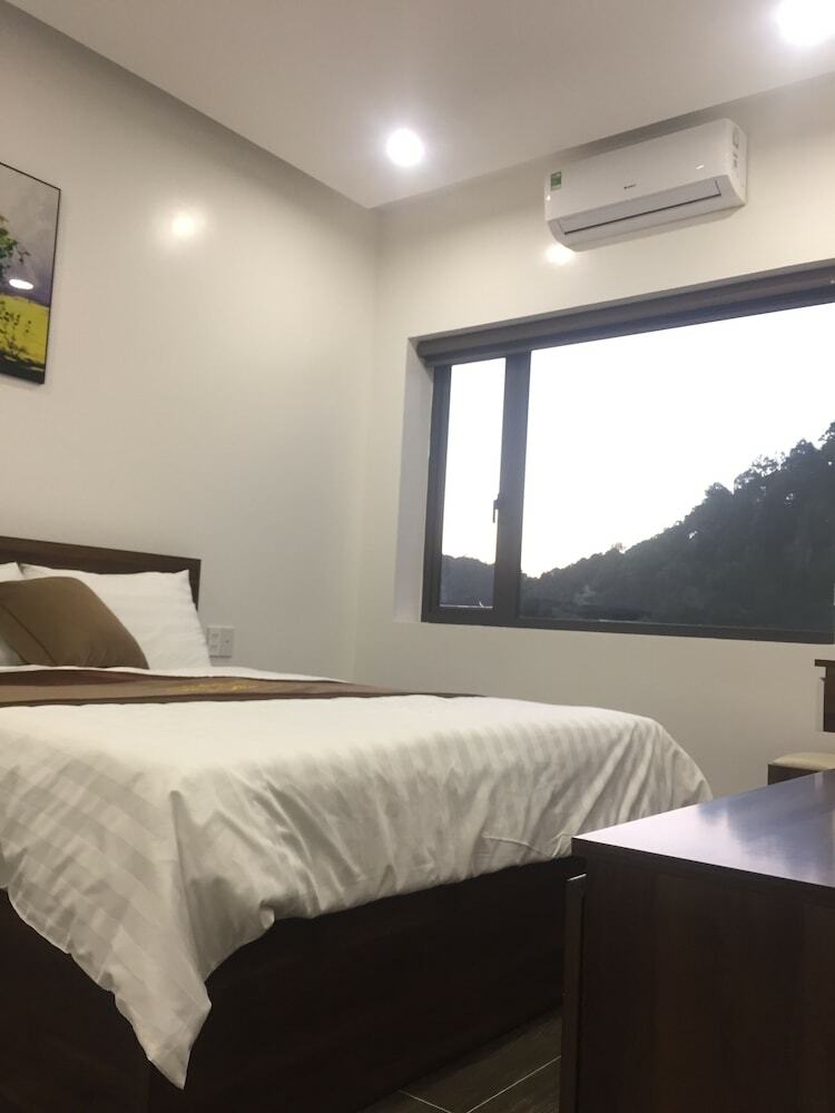 Win Win Hotel