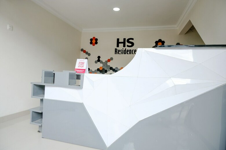 Hotel Oyo 2140 Hs Residence