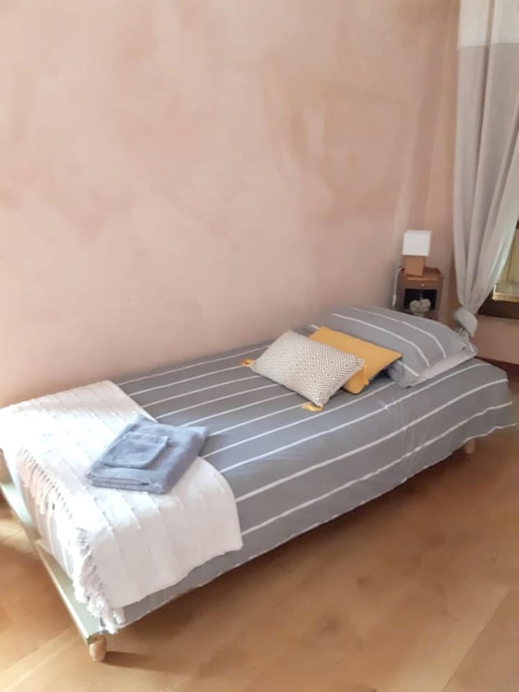 House With 2 Bedrooms In Chalo-saint-mars