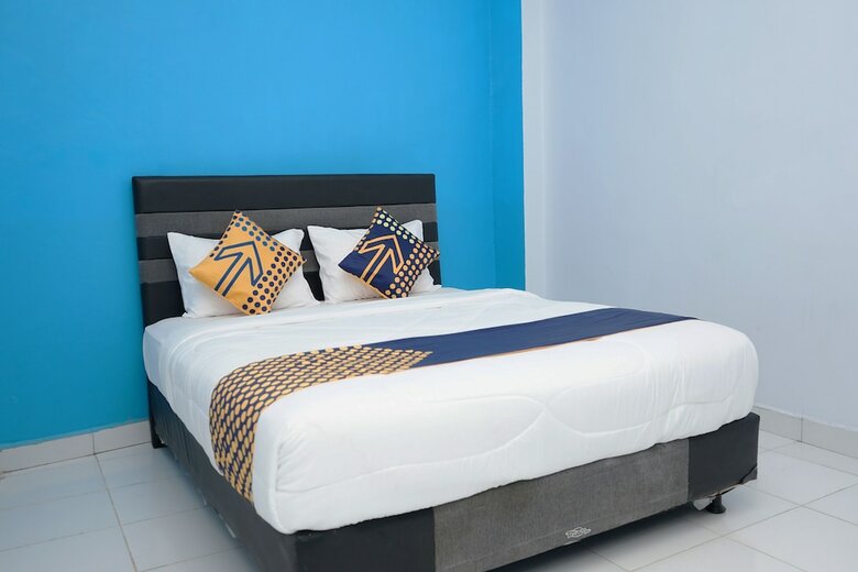 Hotel Spot On 2577 Pondok Garasi
