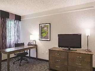 La Quinta Inn Suites By Wyndham Denver Tech Center
