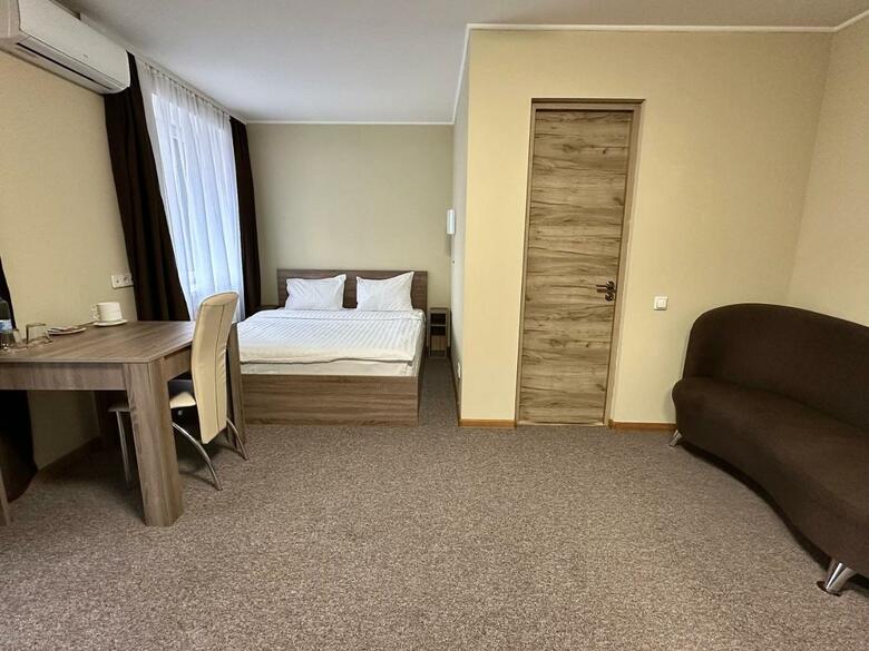 Hotel Yavir