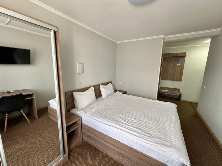 Hotel Yavir