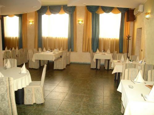 Hotel Izumrud