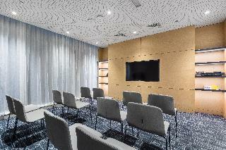 Studio M Arabian Plaza Hotel & Hotel Apartments