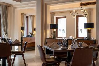 Hotel Jumeirah Al Wathba Desert Resort And Spa
