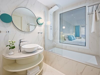 Louis Ivi Mare Hotel