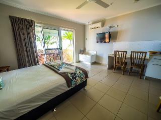 Hotel Dolphin Heads Resort