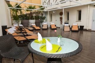 New Day Hotel
