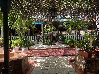 Hotel Mt Plaza Brisas