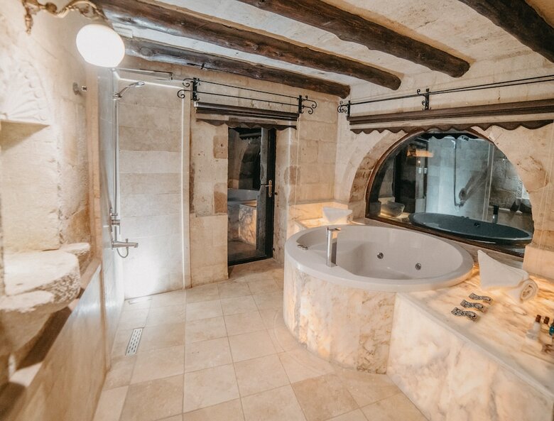 Erenbey Cave Hotel