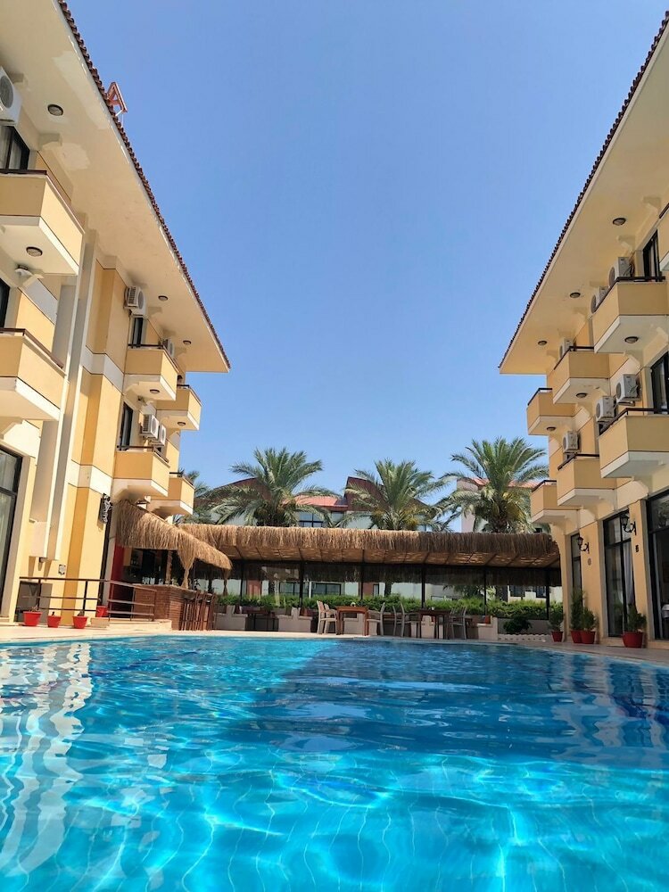 Albano Hotel