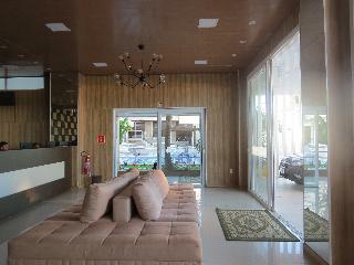 Farol Plaza Hotel By Sol Express