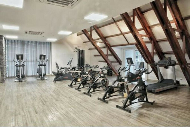 Hotel Grand Sirenis Karmair�